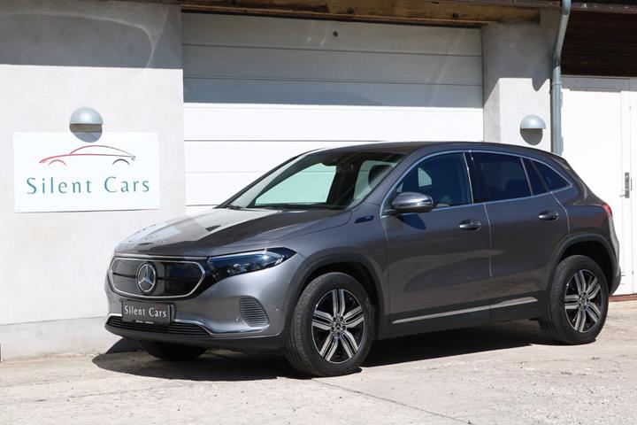 Grå Mercedes EQA250 fra 2021