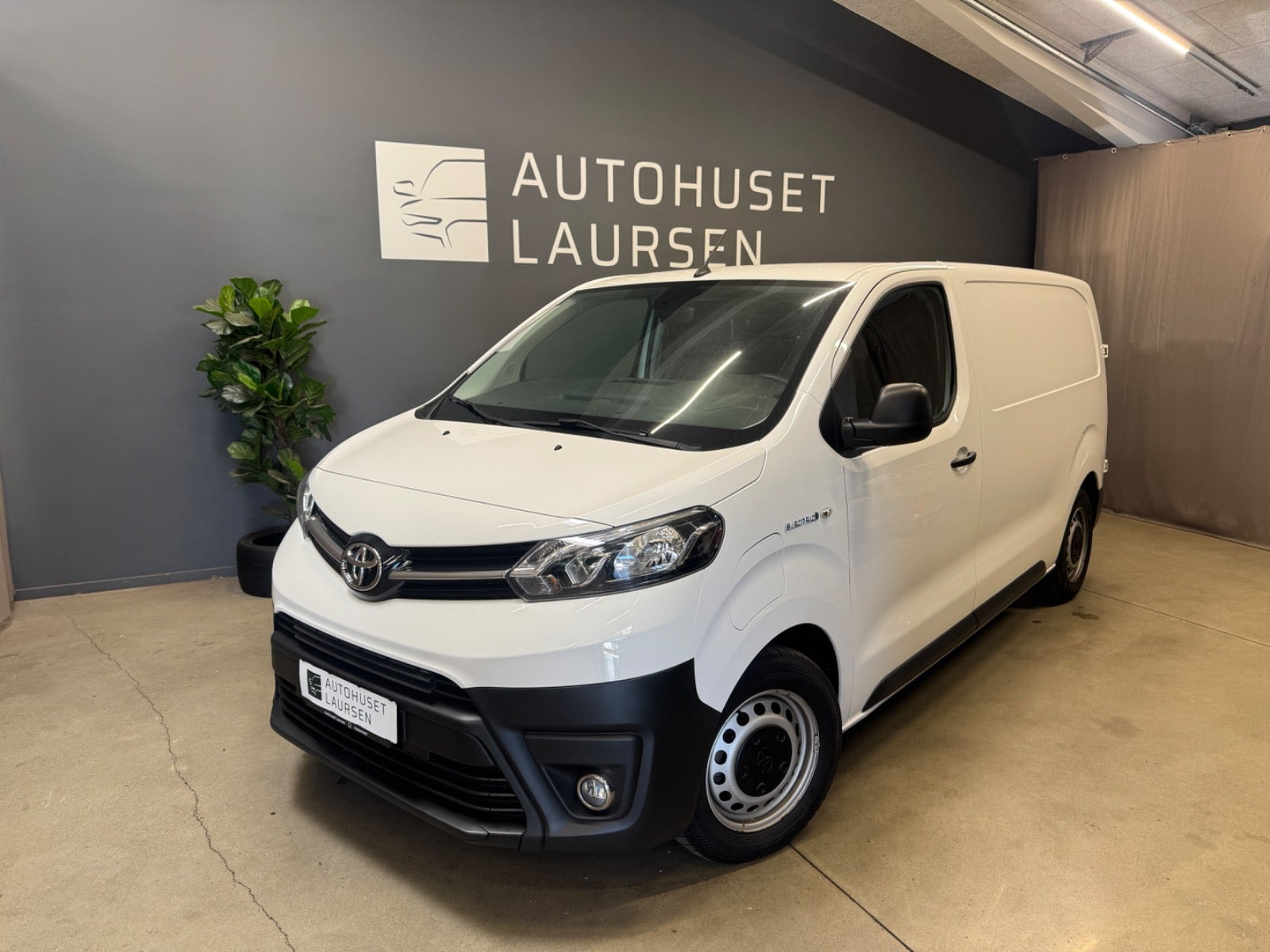 Toyota ProAce 75 Long Comfort