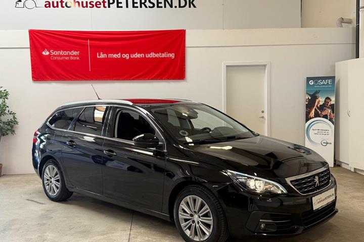 Sort Peugeot 308 fra 2018