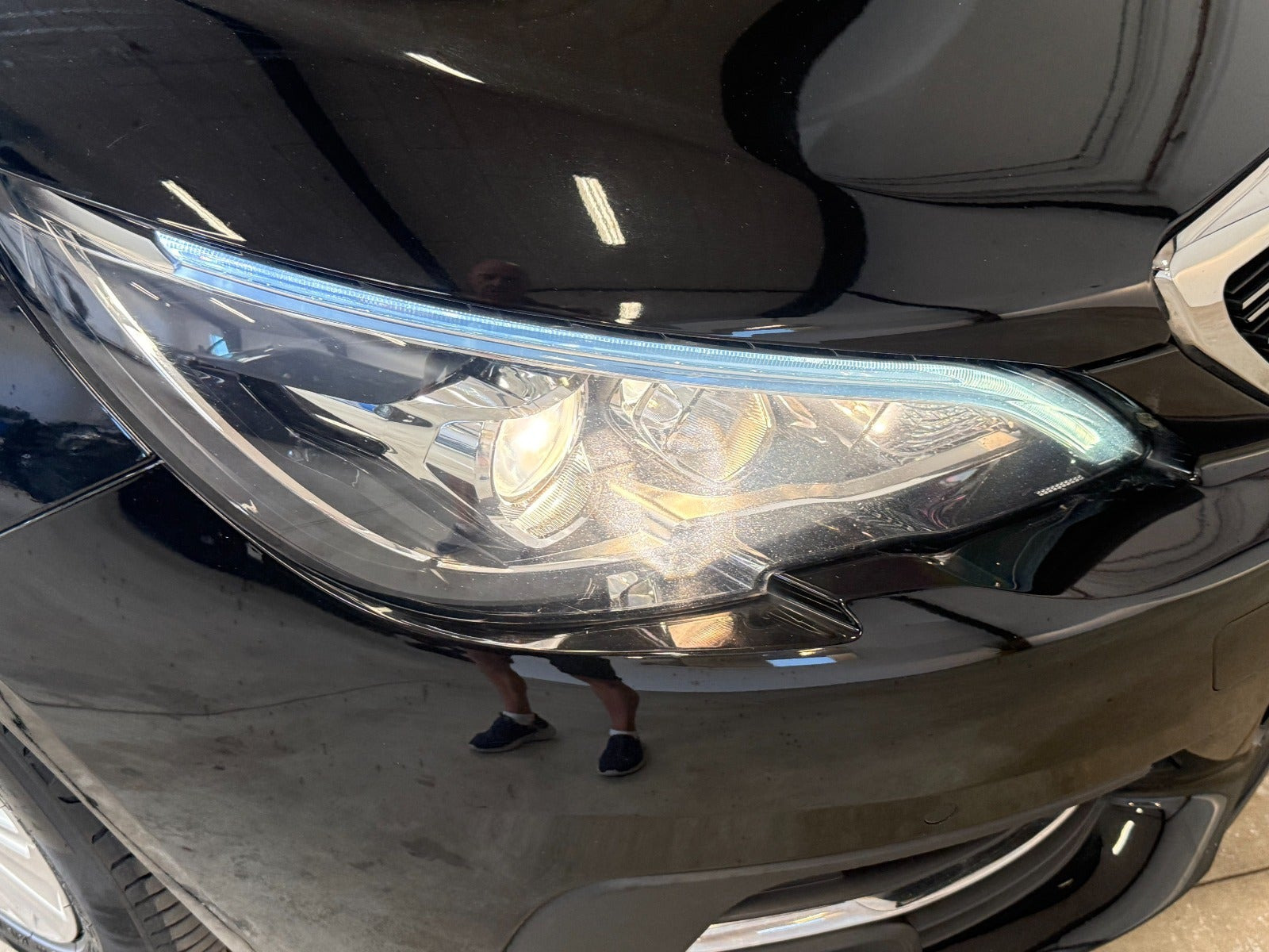 Sort Peugeot 308 fra 2018
