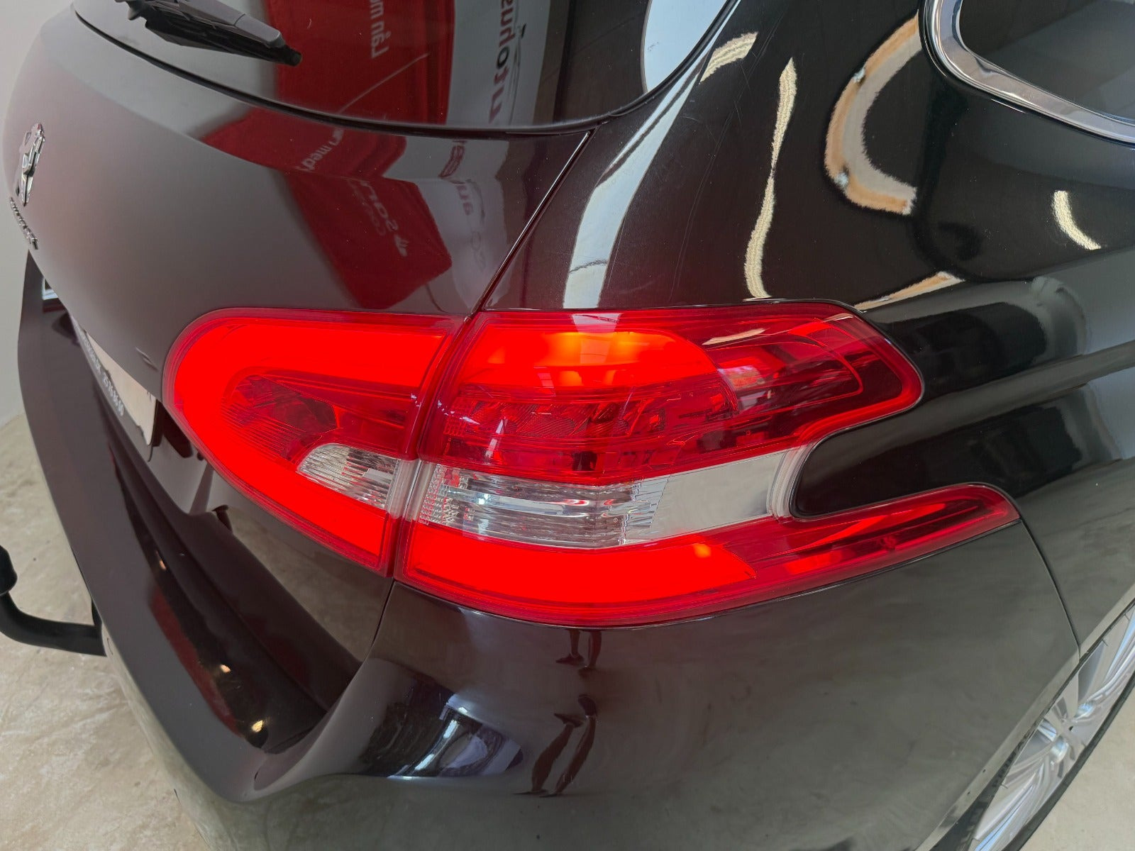 Sort Peugeot 308 fra 2018