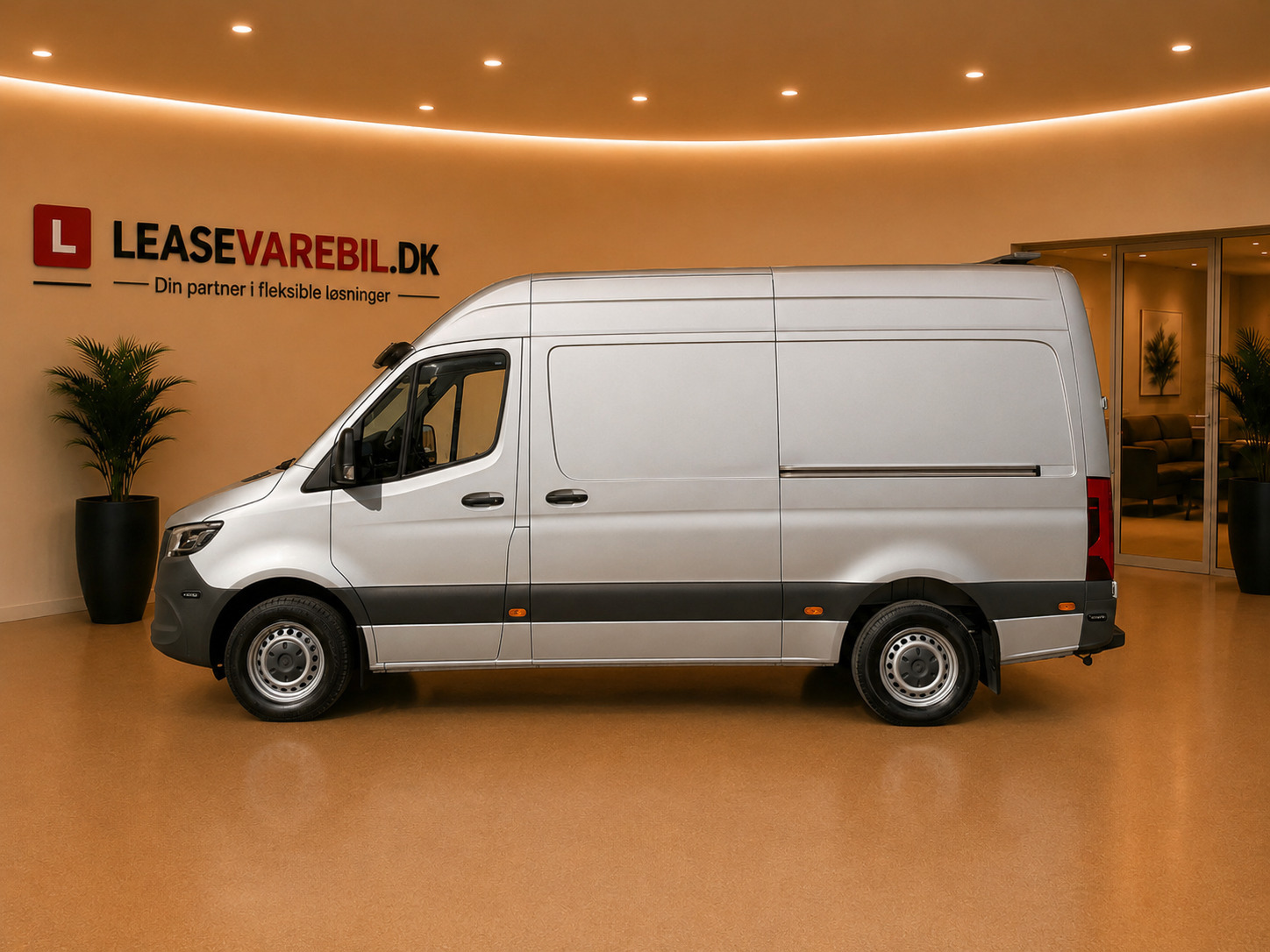 Hvid Mercedes Sprinter 317 fra 2021