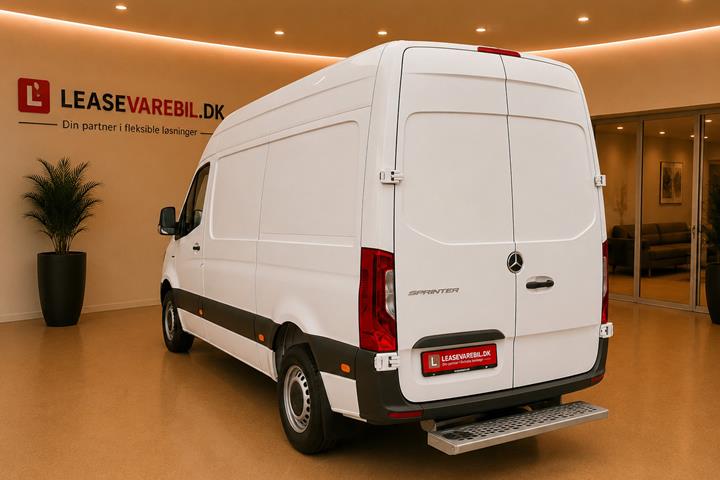 Hvid Mercedes eSprinter 312 fra 2021