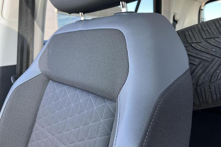 Grå VW T-Cross fra 2022
