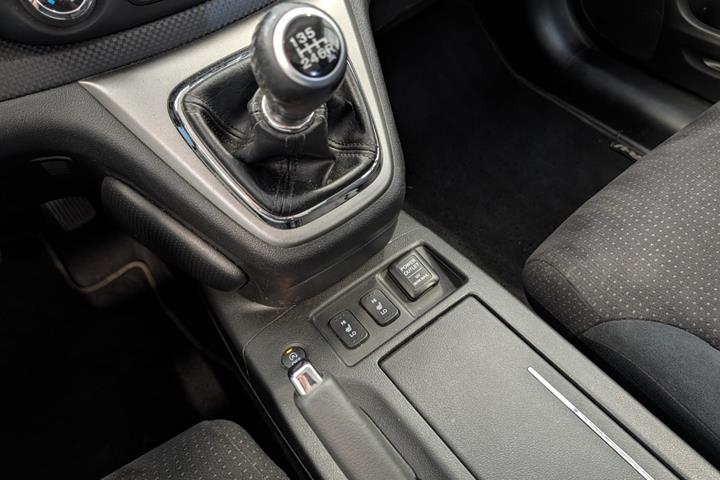 Grå Honda CR-V fra 2014