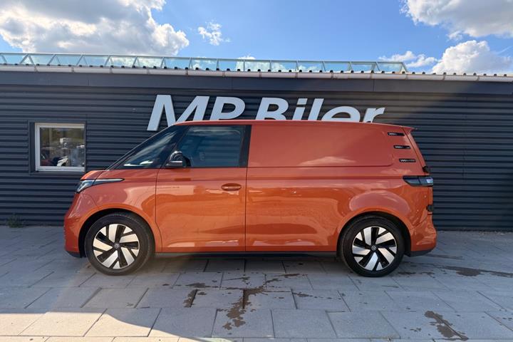 Orange VW ID.Buzz fra 2023