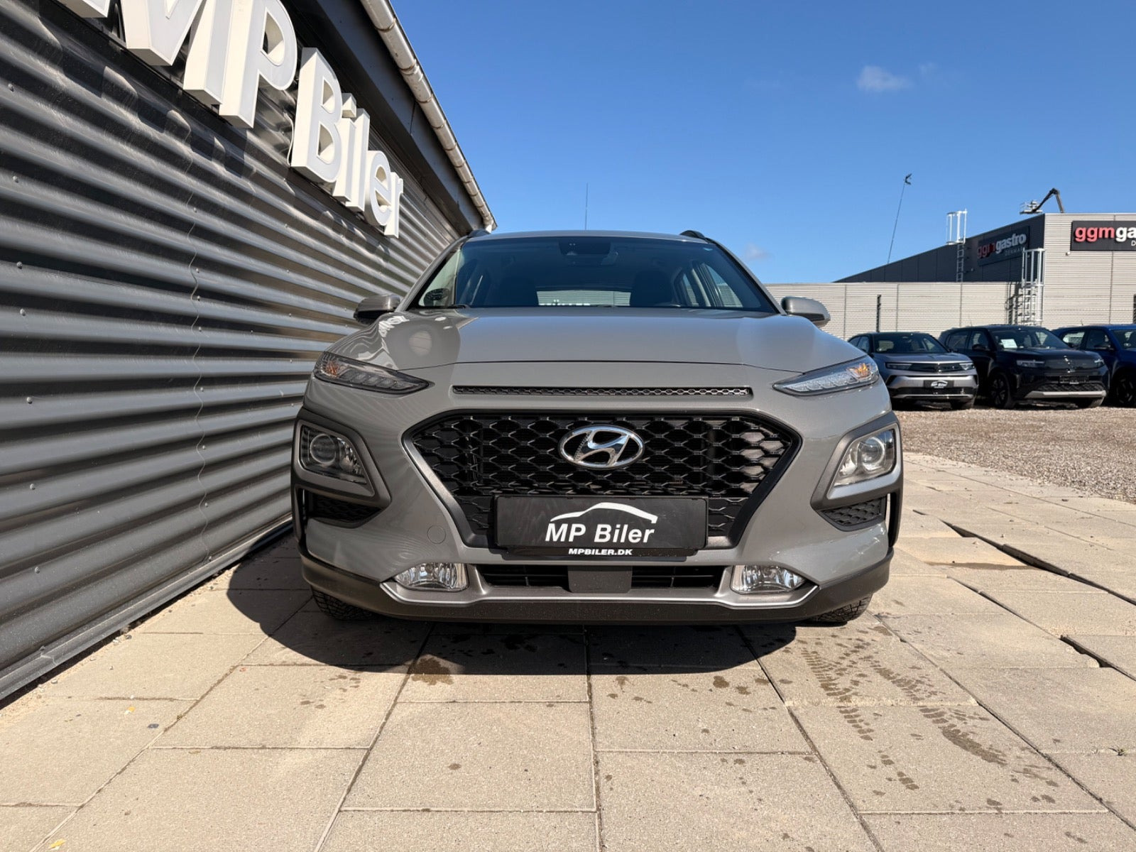 Grå Hyundai Kona fra 2020