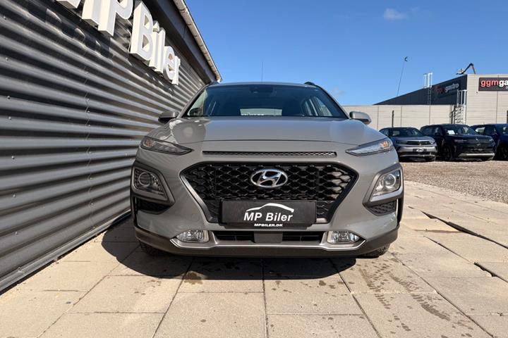 Grå Hyundai Kona fra 2020