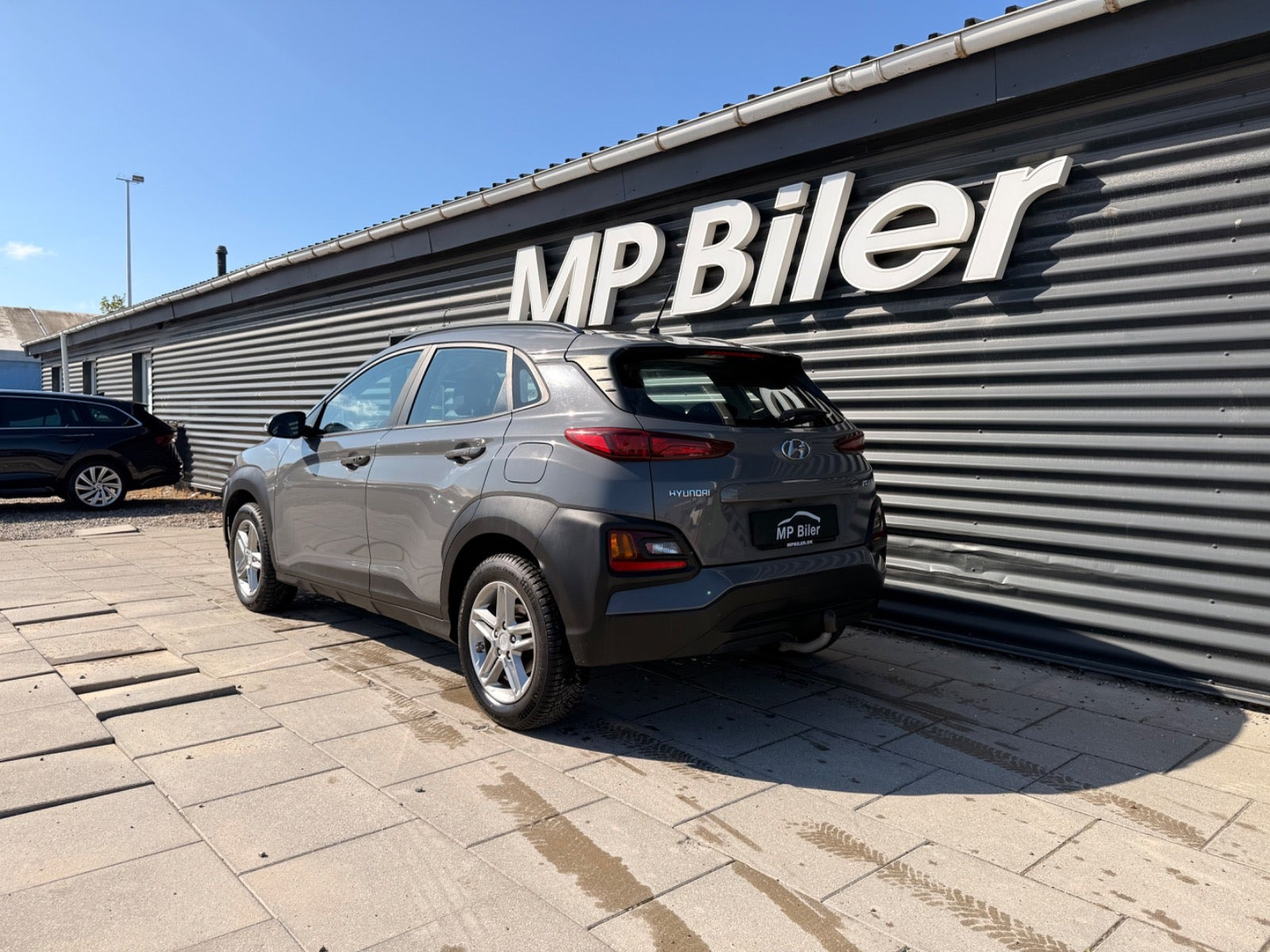 Grå Hyundai Kona fra 2020