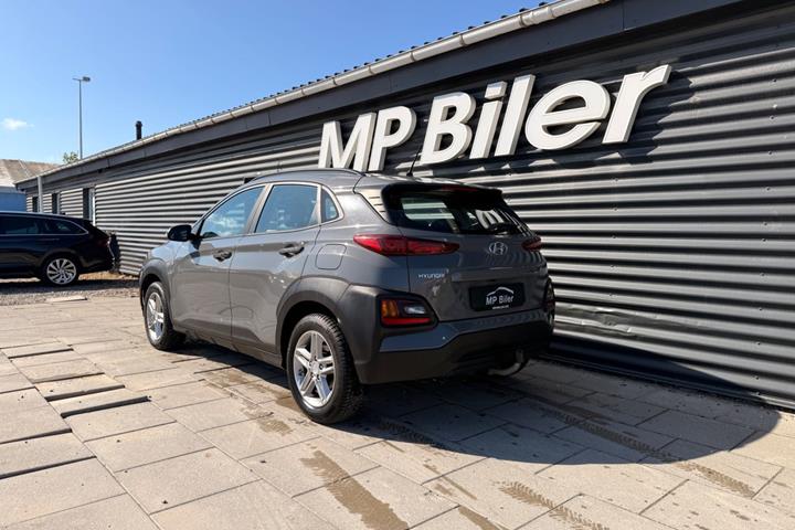 Grå Hyundai Kona fra 2020