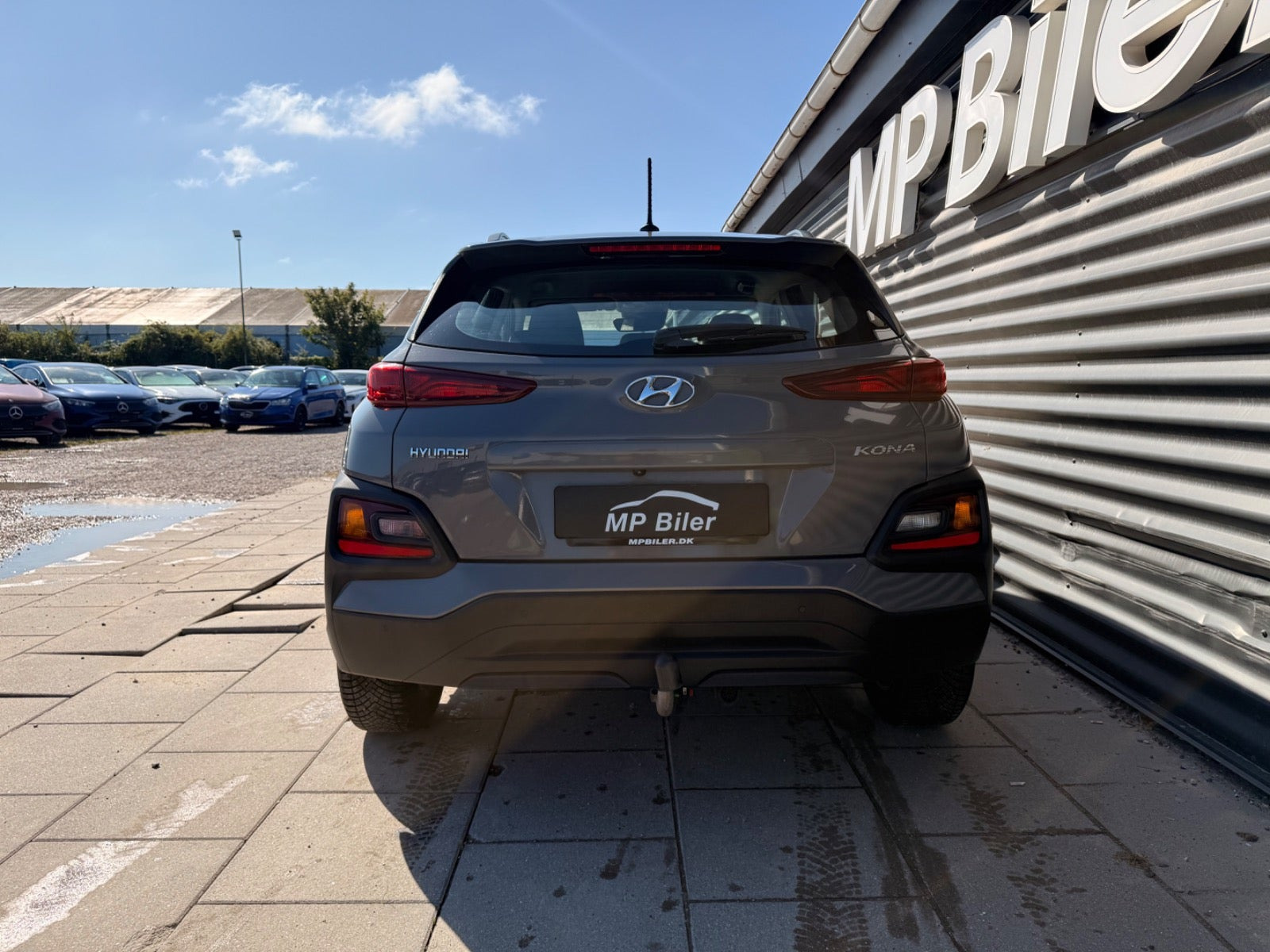 Grå Hyundai Kona fra 2020