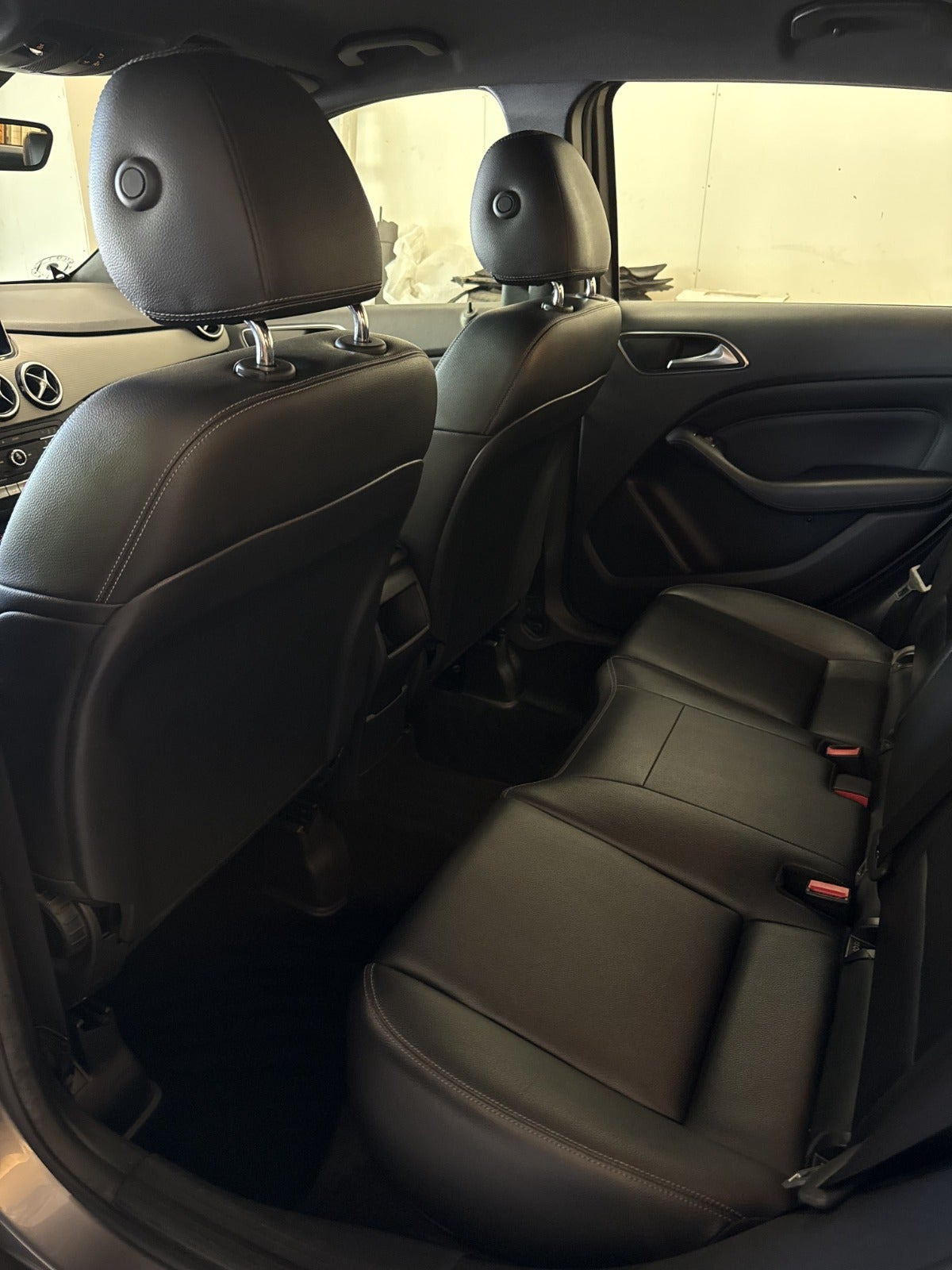 undefined Mercedes B200 fra 2015