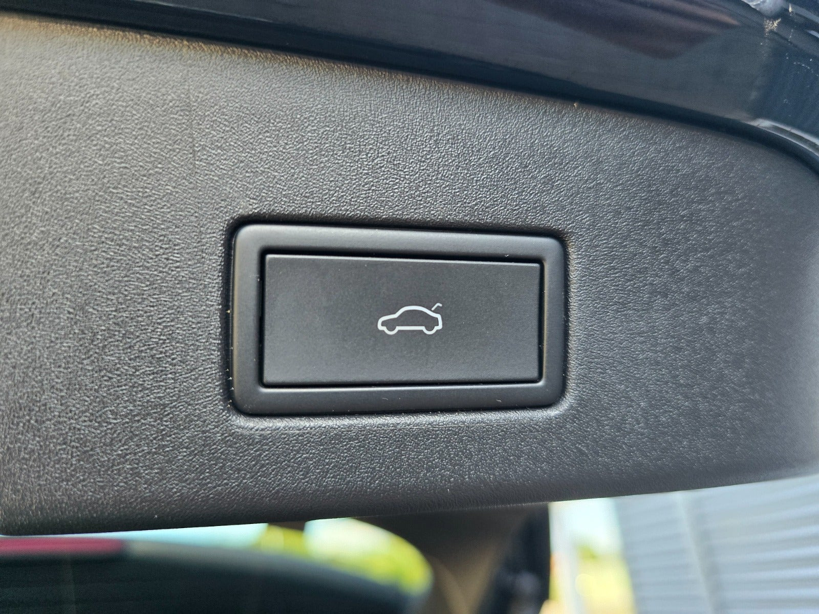 Grøn VW ID.4 fra 2023
