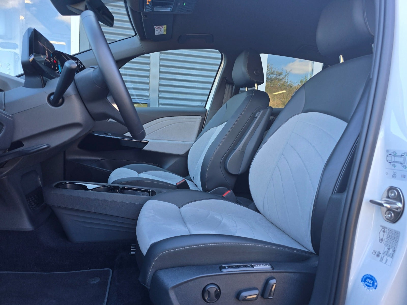 Hvid VW ID.3 fra 2023
