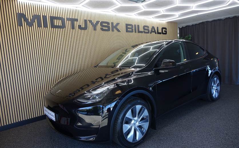 Tesla Model Y RWD