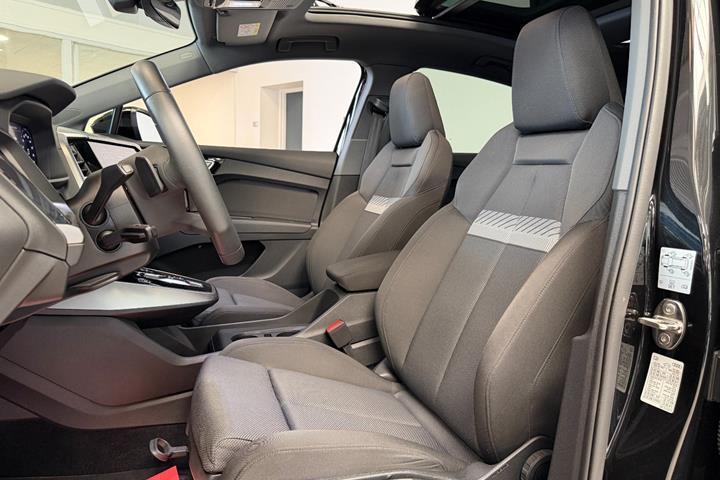 Sort Audi Q4 e-tron fra 2023