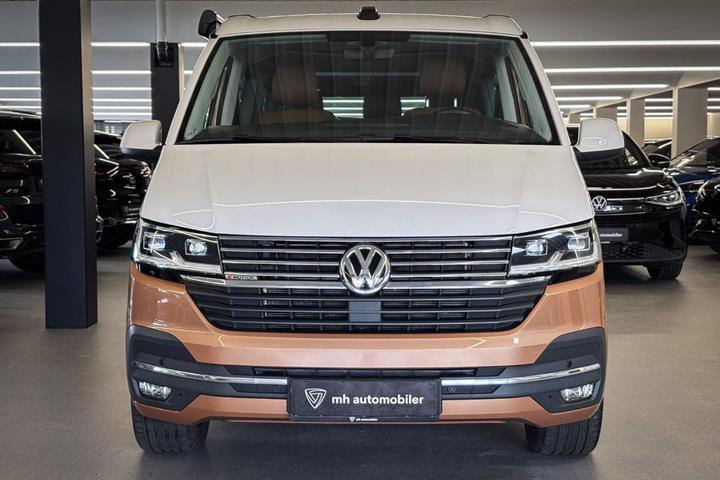 Hvid VW California fra 2023