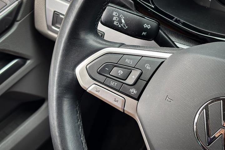 Hvid VW California fra 2023