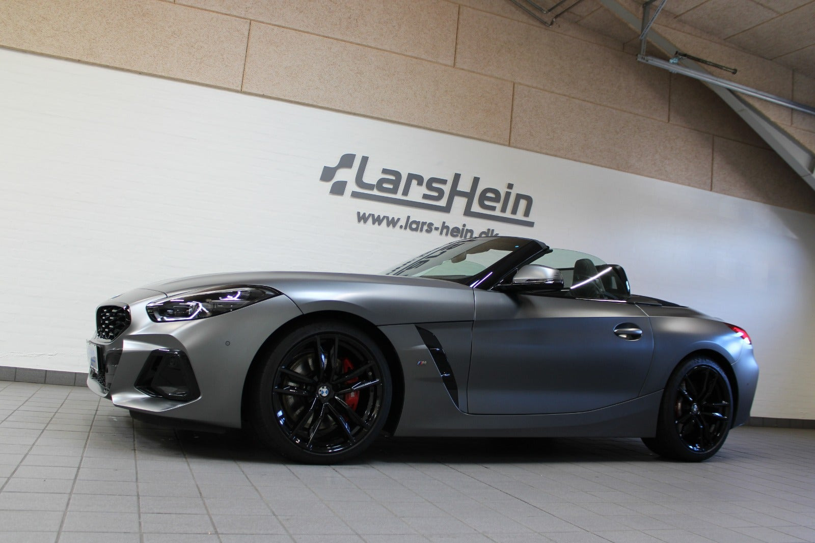 Sort BMW Z4 fra 2023