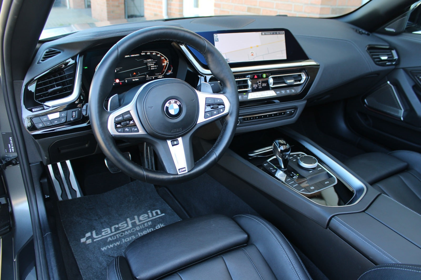 Sort BMW Z4 fra 2023