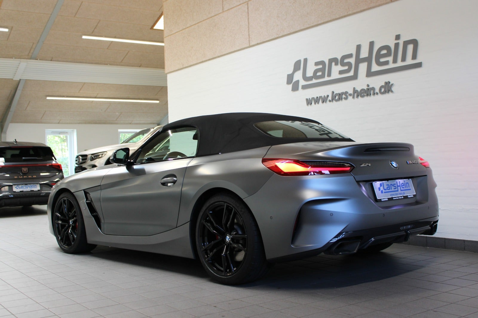 Sort BMW Z4 fra 2023
