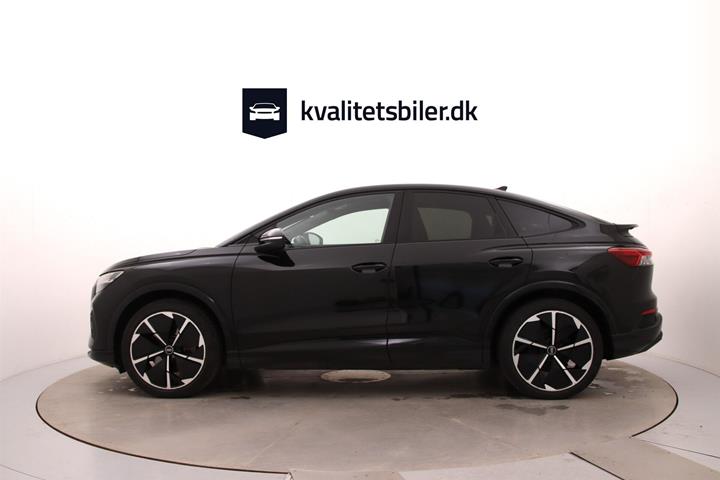 Sort Audi Q4 fra 2024