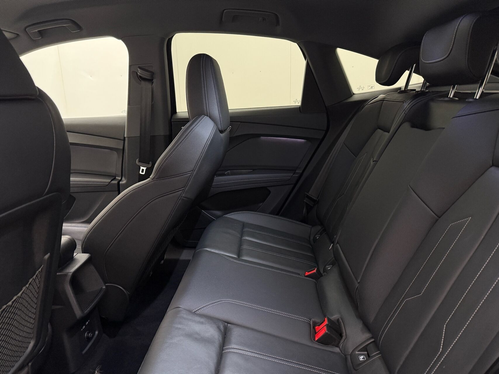 Sort Audi Q4 fra 2024