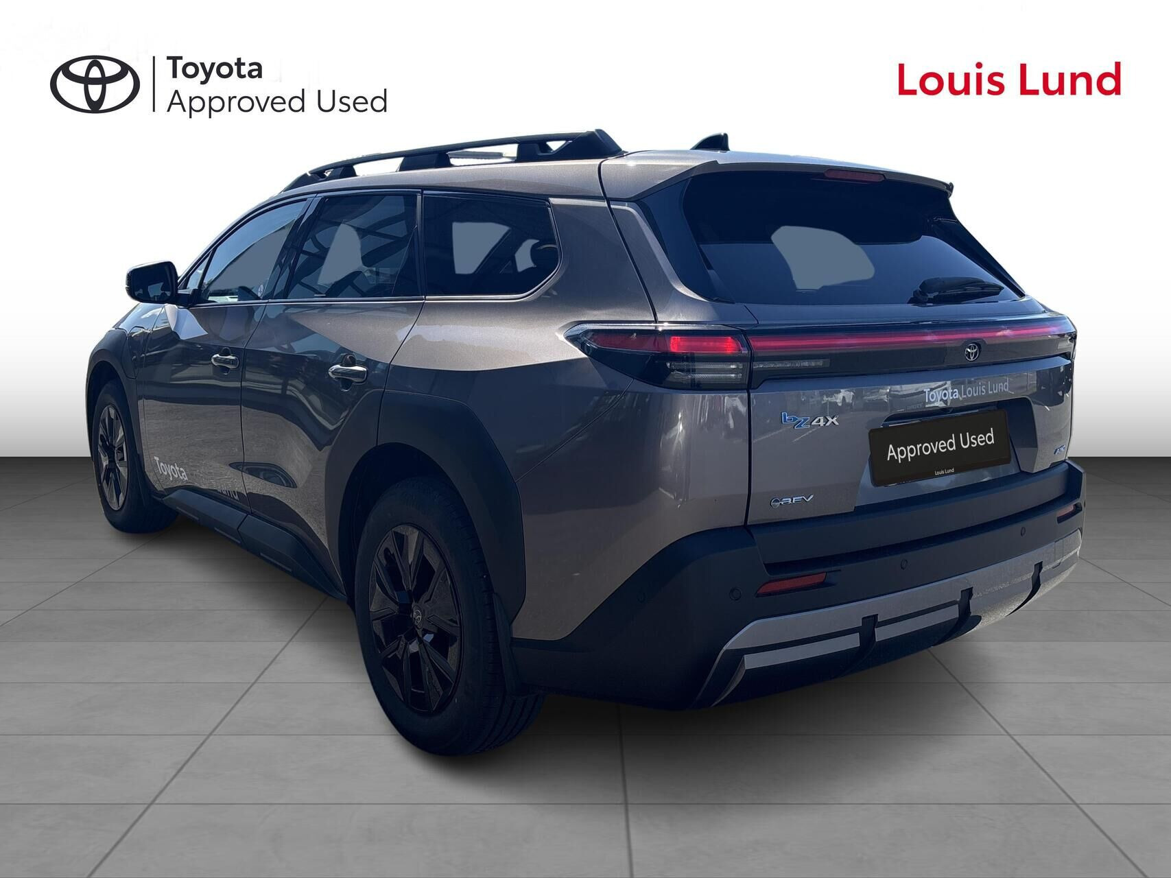 Bronze Toyota bZ4X Touring fra 2026