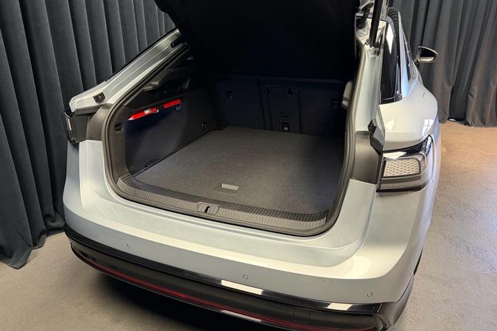Sølv VW ID.7 fra 2024