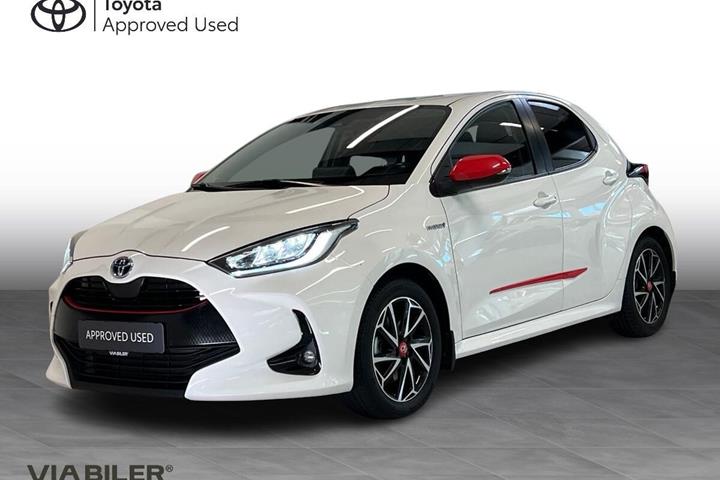 Hvid Toyota Yaris fra 2020