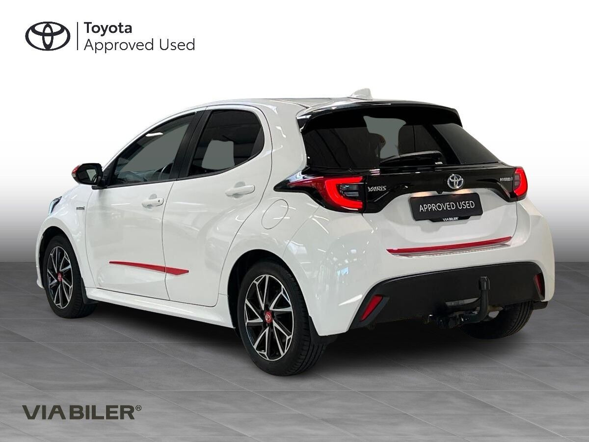Hvid Toyota Yaris fra 2020