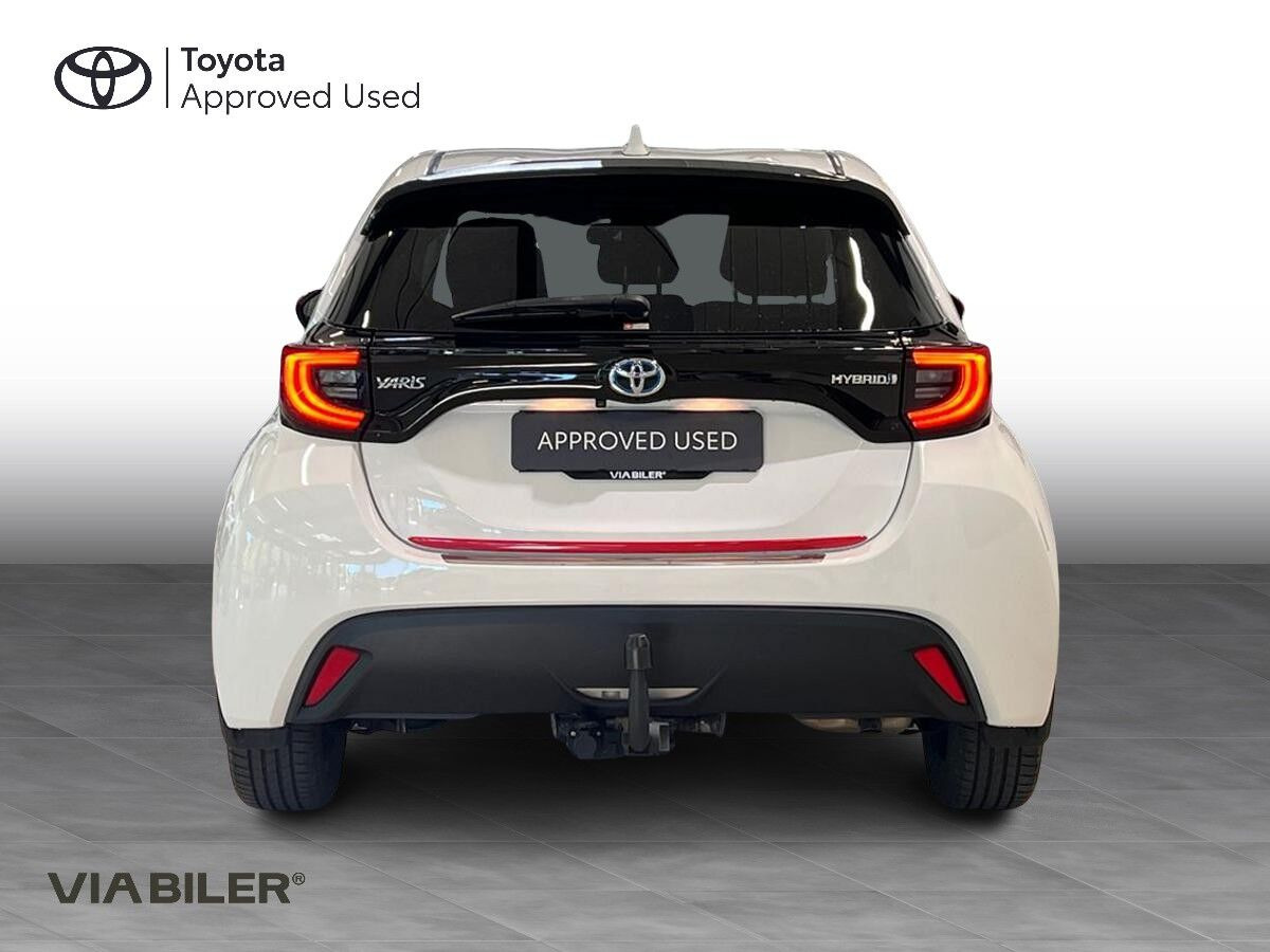 Hvid Toyota Yaris fra 2020