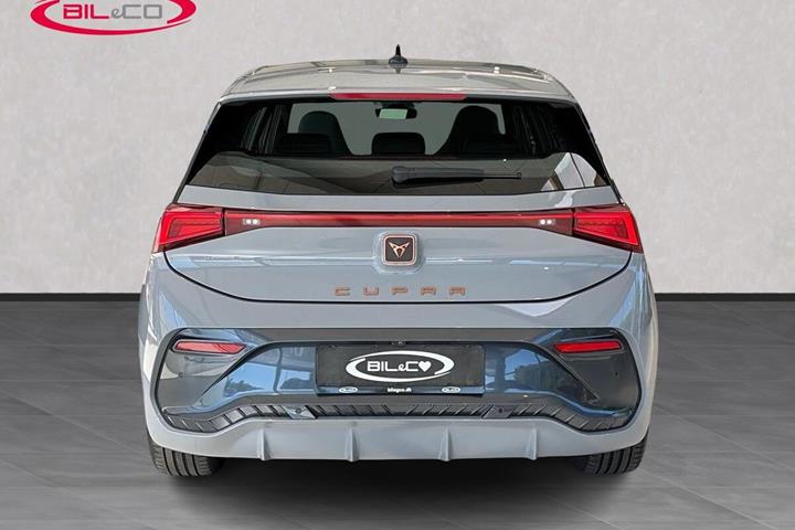 Grå Cupra Born fra 2023