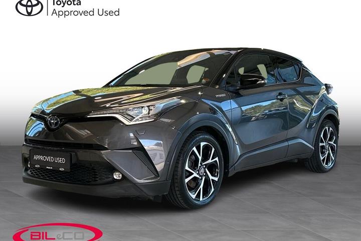 Grå Toyota C-HR fra 2019 set udefra