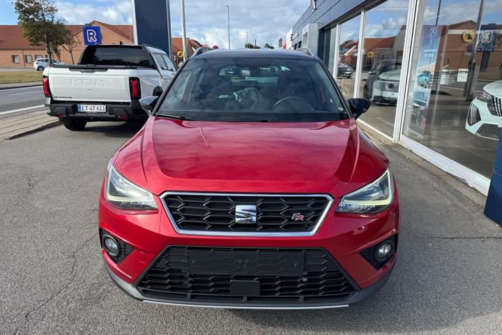 Rød Seat Arona fra 2019