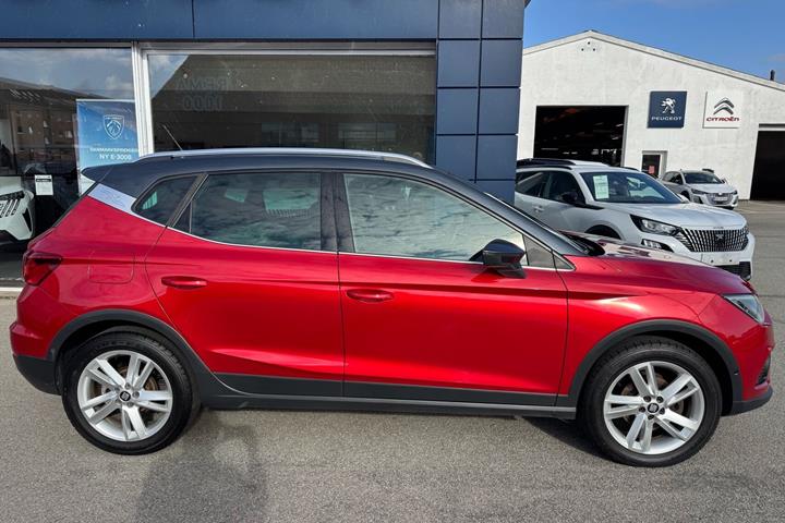Rød Seat Arona fra 2019