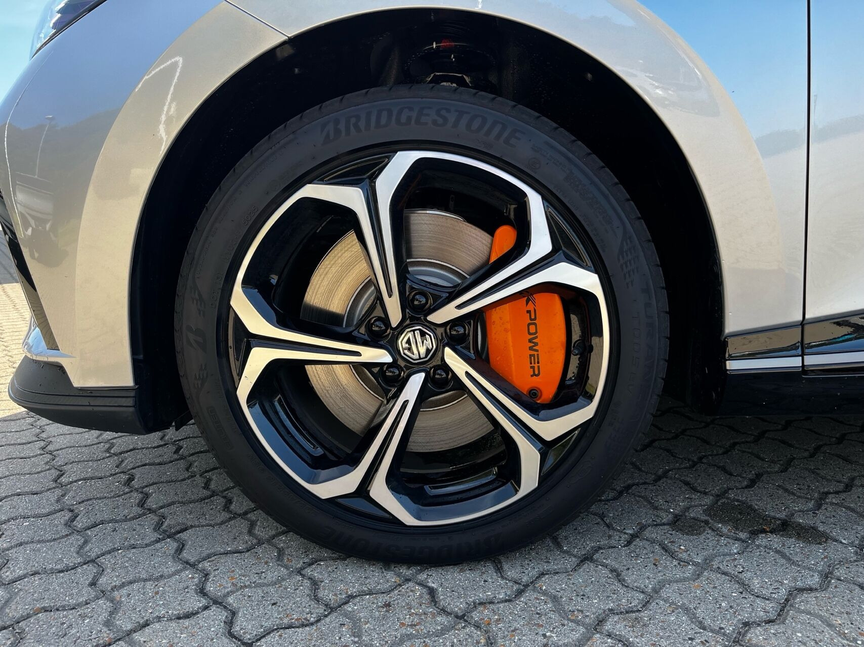 Sølv MG MG4 Electric fra 2026