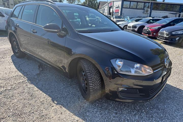 Sort VW Golf VII fra 2014