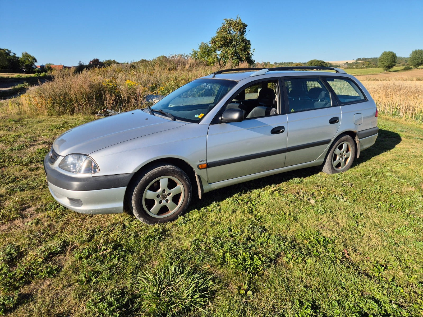 undefined Toyota Avensis fra 2002