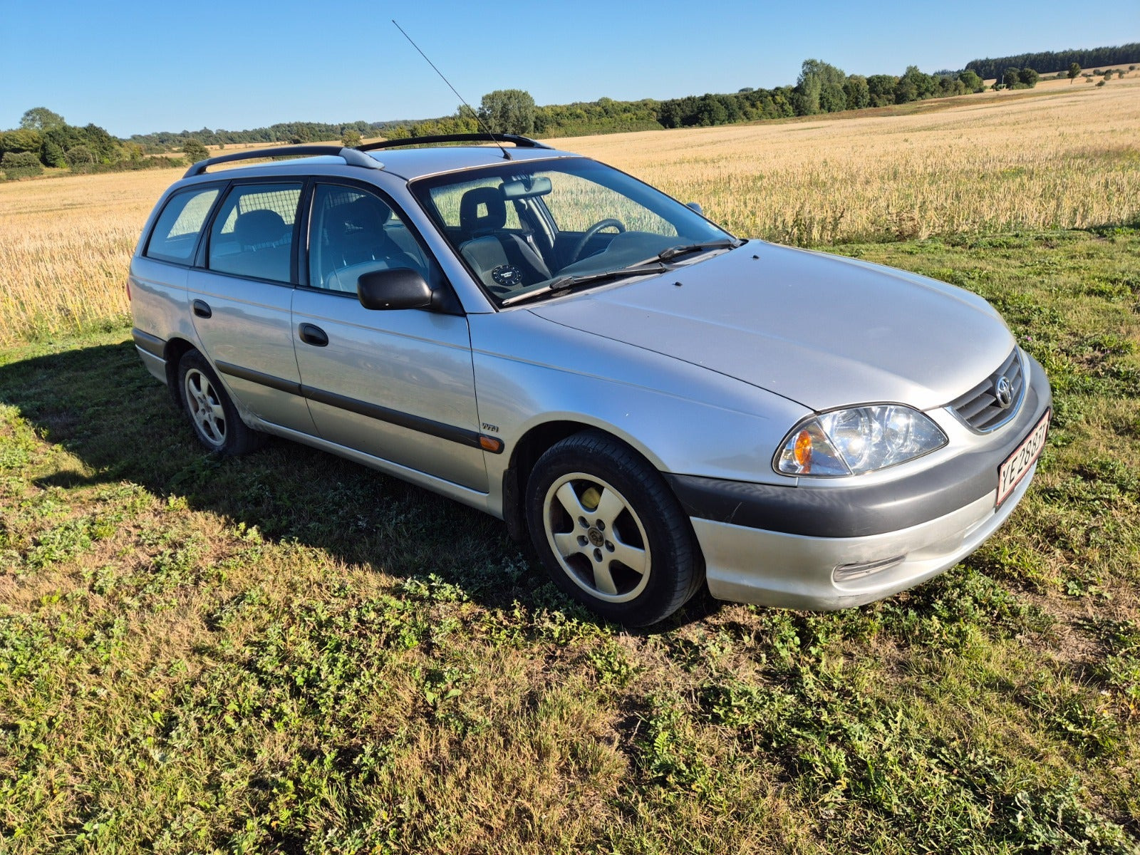 undefined Toyota Avensis fra 2002