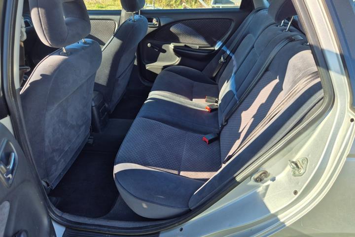 undefined Toyota Avensis fra 2002