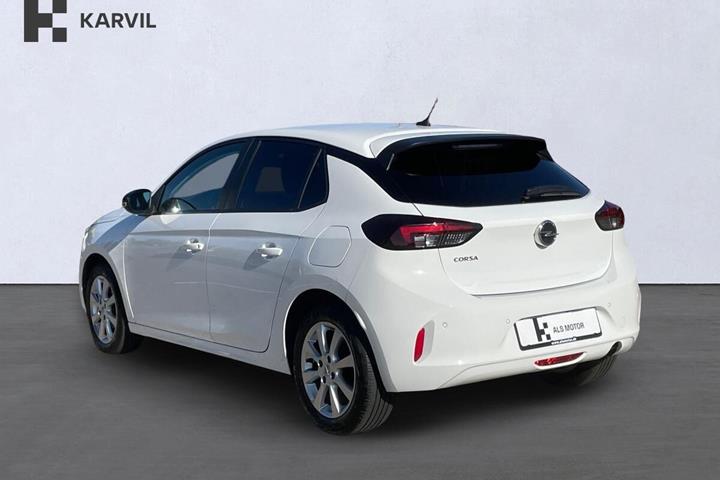 Hvid Opel Corsa fra 2023