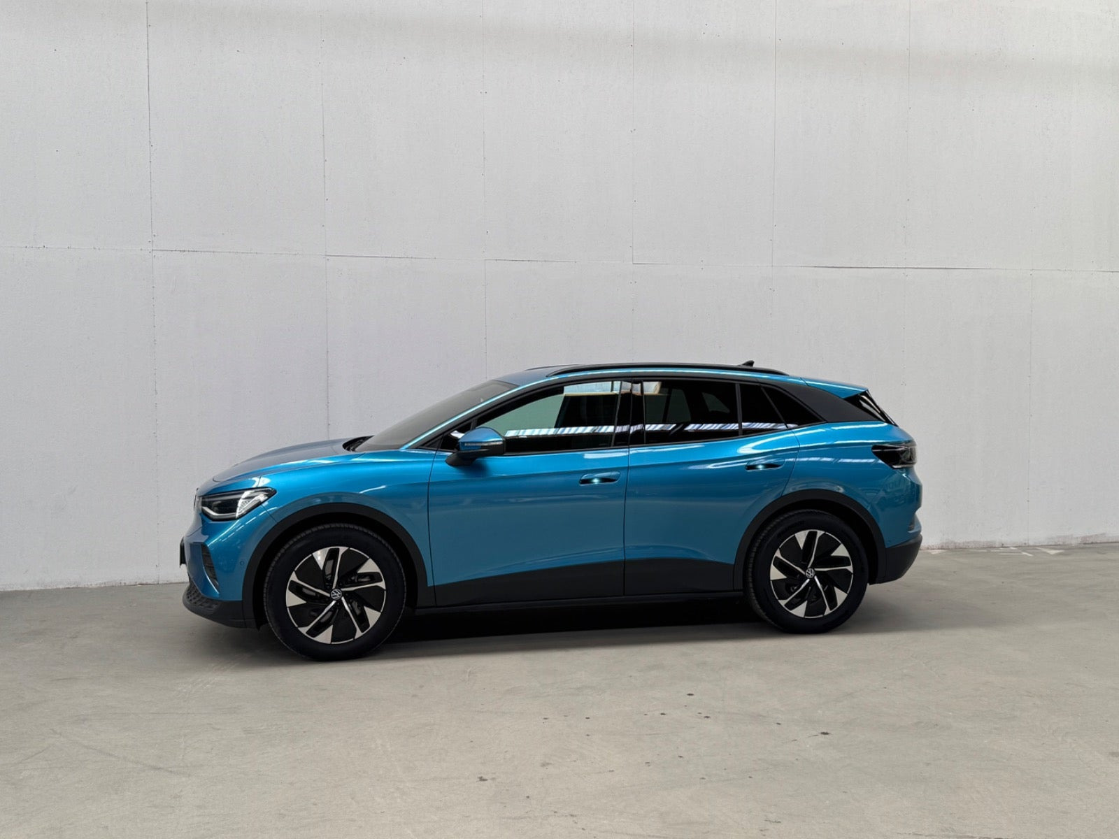 Blå VW ID.4 fra 2024