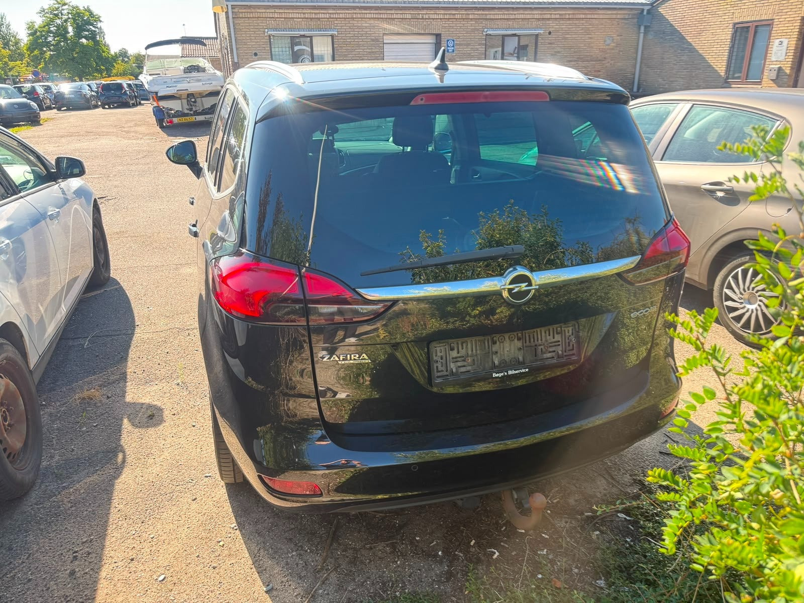 undefined Opel Zafira Tourer fra 2016