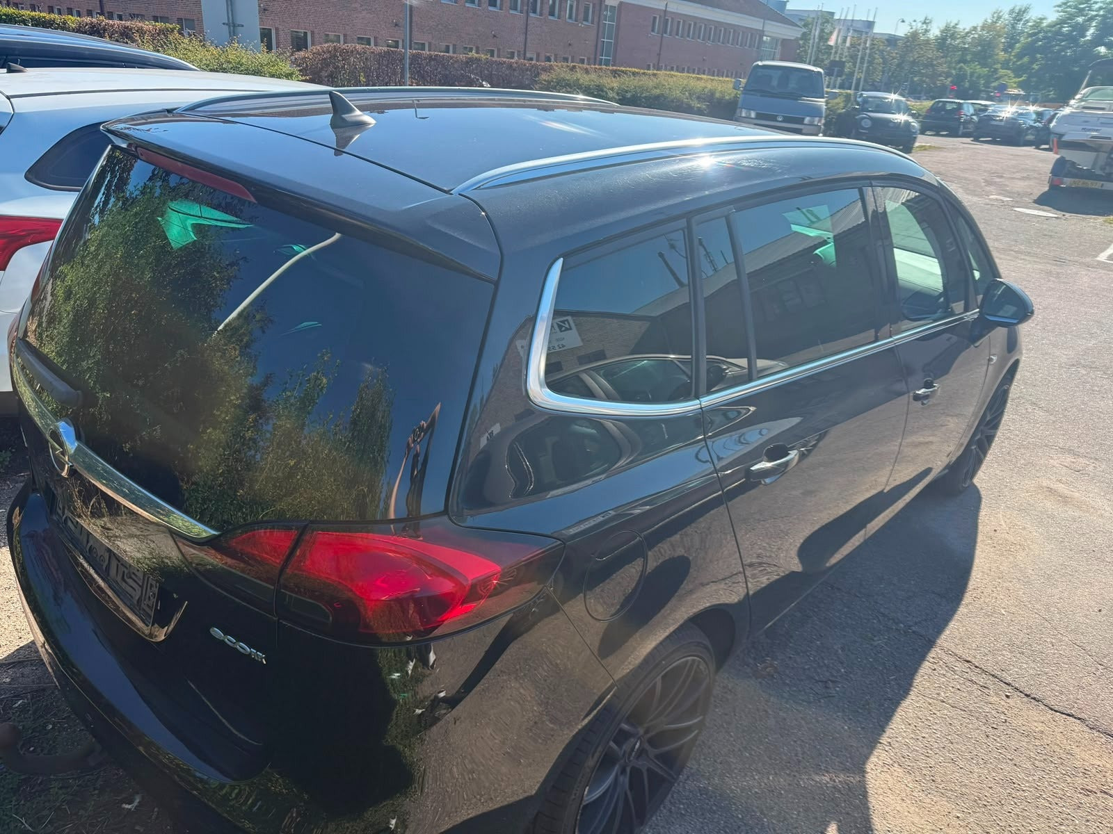 undefined Opel Zafira Tourer fra 2016