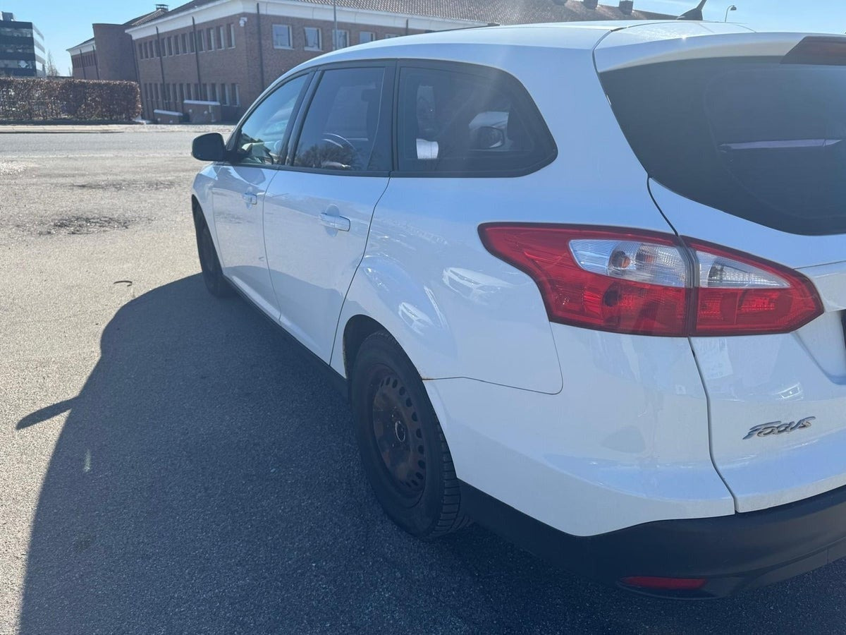 undefined Ford Focus fra 2012
