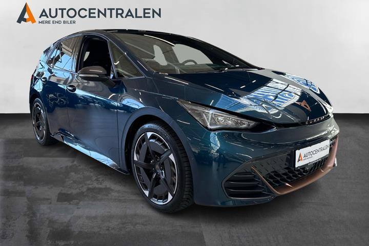 Blå Cupra Born fra 2022