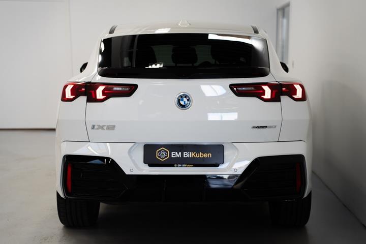 undefined BMW iX2 fra 2024
