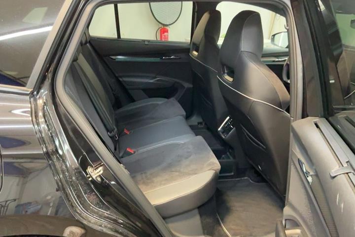 undefined Skoda Enyaq fra 2023