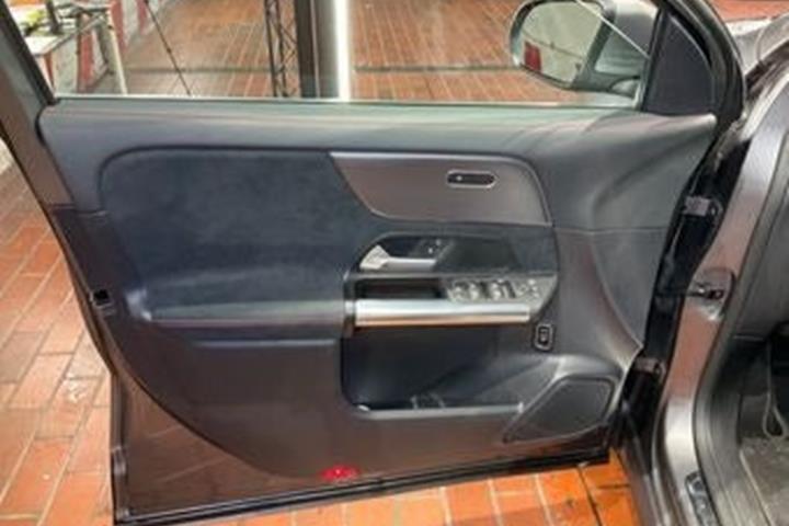 undefined Mercedes EQA250 fra 2023
